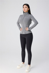 Ensemble de survêtement pour femme à manches longues avec fermeture éclair, col roulé, couleur unie, respirant, style sportif avec poches latérales, idéal pour le printemps - Product Image 2