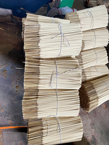 ธูปขาวรักษ์โลกขายส่ง ขนาด 8 นิ้ว ธูปทำมือจากวัตถุดิบธรรมชาติ สำหรับการบูชา การทำสมาธิ และการใช้ในอโรมาเธอราพี - Product Image 3