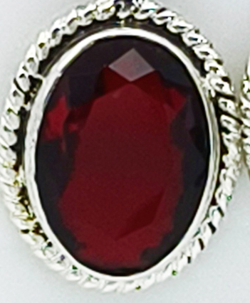 โกเมนแดง (แก้ว)