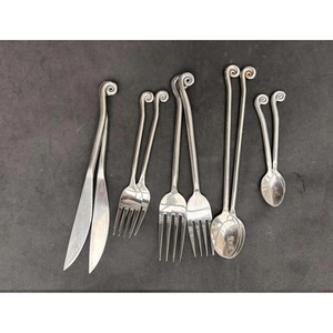 KSN Ensembles de vaisselle Viking de style médiéval faits à la main Décor brutaliste Couverts en spirale 10 Français Twisted End Single Couple Gift India - Product Image 2