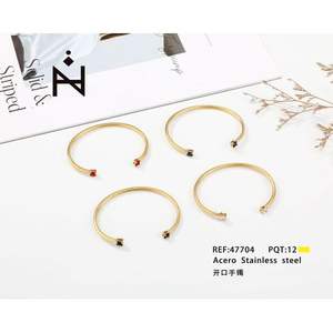 Bracciale alla Moda PULSERA, Eleganti Braccialetti - Product Image 1