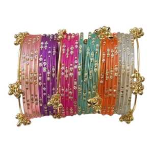 Bracelets artisanaux du Cachemire, Churiyan traditionnels en verre multicolores, bijoux de mariage pour la mariée, bracelet tendance disponible à la vente - Product Image 1