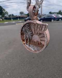 Colgante Personalizado de Plata de Ley 925 con Diamante Moissanita de Corte Brillante Redondo, Estilo Hip Hop, para Hombre, para Usar en Cualquier Ocasión - Product Image 2