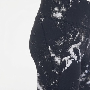Leggings personnalisés 100% polyester à taille haute, imprimés, longueur intégrale, extensibles, tricotés, sportifs, pour femmes, toutes saisons, motif noir et blanc - Product Image 6