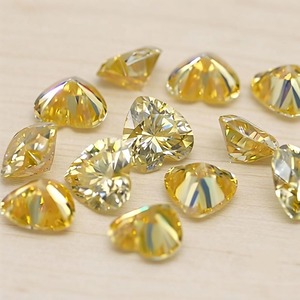 Diamant de laboratoire CVD certifié IGI, 3 carats, taille cœur fantaisie, jaune VS1, coupe excellente 3EX, pour grossistes, détaillants et importateurs de diamants - Product Image 4
