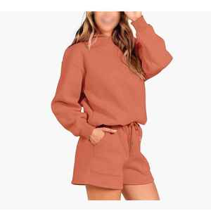 Ensemble short et sweat à capuche en toile unie pour femme 2026, 100 % coton épais, décontracté, personnalisable avec logo OEM, imperméable et respirant - Product Image 1