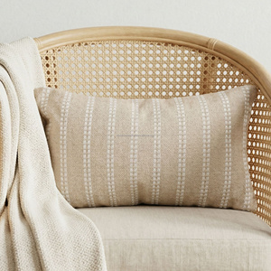 Housse de coussin tissée à la main bleu clair 45 × 45 cm, motif rayures verticales fines texturées, décoration d'intérieur scandinave - Product Image 6