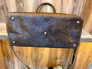 Sac à main en cuir de vachette véritable pour femme |   Sac fourre-tout en cuir marron |   Sac à main artisanal à poignée supérieure et bandoulière |   Vêtements pour femmes sur mesure - Product Image 4