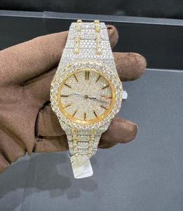 Montre mécanique ETA en acier inoxydable, entièrement sertie de moissanite jaune or, look élégant, résistante à l'eau 3 bars, vente en gros - Product Image 5