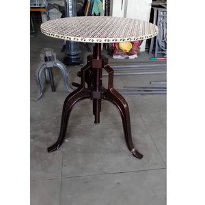 Table basse ronde en marbre avec base en métal réglable en hauteur, meubles de salon contemporains, style design moderne - Product Image 1