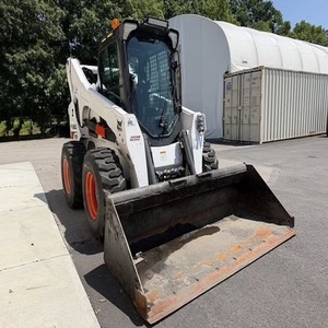 รถตักล้อยาง Bobcat S850 รุ่นทรงพลัง พร้อมระบบไหลเสริม 138.2 ลิตรต่อนาที และประสิทธิภาพการจัดการวัสดุที่แข็งแกร่ง - Product Image 4