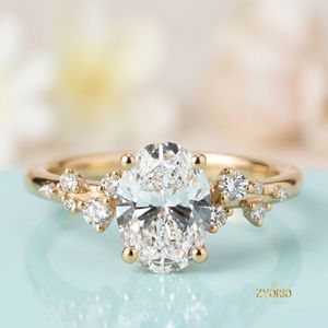 Bagues de luxe personnalisées en diamant, argent S925 plaqué or 18 carats, 1 carat CVD HPHT, ovales, cultivées en laboratoire, certifiées IGI, coupe excellente, unisexe - Product Image 2