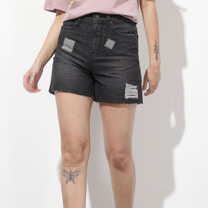Shorts en jean déchirés taille haute pour femme, ourlet effiloché, cinq poches, 100 % coton respirant, style décontracté - Product Image 1