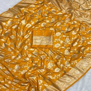 Sari VASTRA COTTAGE de Seda Dola Teñida a Mano de Primera Calidad con Tejido Tradicional Banarasi Zari, Sari para Uso Festivo - Product Image 3