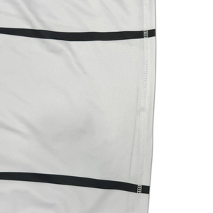 Rashguard de Jiu-Jitsu et MMA en néoprène personnalisé pour hommes, avec séchage rapide, propriétés antibactériennes et logo/design sur mesure - Product Image 2