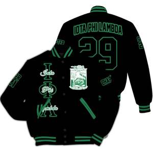 Chaqueta Universitaria Personalizada Iota Phi Lambda para Mujer, Negra, con Escudo de Letras Griegas, Número de Hermandad, Estilo Bomber - Product Image 3
