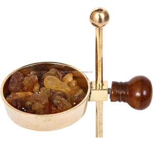 New Arrival Handmade Embossed Work Round Wax Warmer Delightful Aroma charcoal resin heated Warm Shining Light Aromatic Metal - Product Image 4