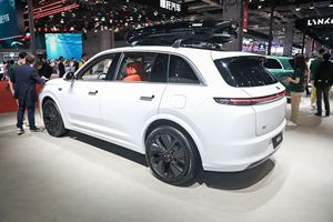 Voiture électrique à autonomie étendue Li 7 Max 2024, SUV 5 portes 5 places, 180 km/h, Horgos, 36 980 $ - Product Image 4