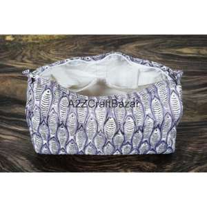 Ensemble de pochettes de voyage en coton imprimées à la main sur mesure avec fermeture éclair, disponible en 3 tailles, idéal pour les magasins de textiles de maison pour la revente - Product Image 4