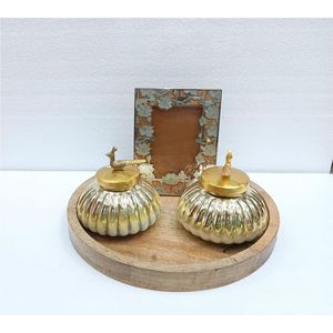 Juego de recipientes de lujo para frutos secos, dorados y martillados, con tapas florales, de 2 piezas, decorativos, de cobre, para especias y frutos secos, con bandeja de servicio - Product Image 4