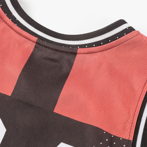 Chaleco de Baloncesto Transpirable de Malla para Mujer, Chaleco de Baloncesto Sublimado Completo, Camisetas de Baloncesto sin Mangas con Cuello en V para Mujer - Product Image 5