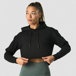 Hoodie noir uni pour femme, anti-plis, respirant, idéal pour la gym et les activités sportives, fabriqué sur mesure. - Product Image 1