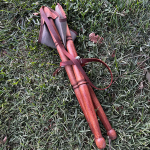 Taburete de caza de cuero hecho a mano de lujo, plegable, con trípode, proveedor mayorista OEM, logotipo personalizado, muebles de exterior en venta - Product Image 2