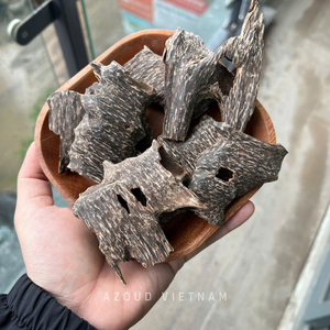 Copeaux d'encens de luxe Oud Agarwood – Qualité Premium 2A+ - Product Image 1