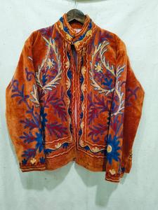 Wholesale Luxury Suzani Embroidered Velvet Jackets Bohemian Floral Statement Outerwear Elegant Winter Artisan <b>Coats</b> For <b>Women</b> - Product Image 3