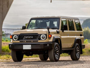 Gran Oferta: Toyota Land Cruiser 76 Usado, Cabina Doble, Hardtop, Camioneta SUV - Product Image 2