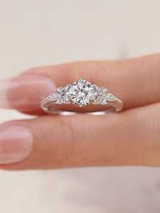 Bague en argent 925 avec motif floral et feuilles de vigne, sertie de moissanite taille ronde, style romantique, idéale pour les fiançailles et les fêtes - Product Image 6