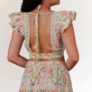 Ensemble coordonné deux pièces en lin et coton à motif floral pour femme – Tenue d'été élégante avec haut assorti – Disponible à la vente en gros - Product Image 6