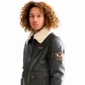 Blouson aviateur vintage en cuir véritable pour homme avec col en fourrure de mouton amovible et patchs brodés - Product Image 6