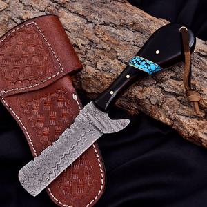 Cuchillo de vaquero occidental de hoja fija, hecho a mano, de acero de Damasco, con mango de hueso natural y turquesa, para caza y uso en ranchos, OEM Pakistán, 3 años de garantía. - Product Image 1