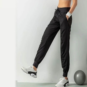 Pantalon de jogging pour femme 2026, idéal pour l'entraînement, la gym et le yoga, personnalisable avec logo, pour tenues de sport. - Product Image 4