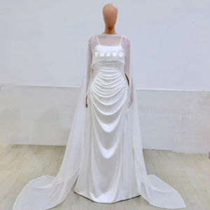 ชุดราตรีหรูหราแบบเมอร์เมด ดีไซน์ลูกไม้ ผ้าลูกไม้แบบวินเทจ ประดับด้วยลูกปัดและดอกไม้  สามารถปรับแต่งได้ตามแบบ OEM  ออกแบบเองได้ - Product Image 1