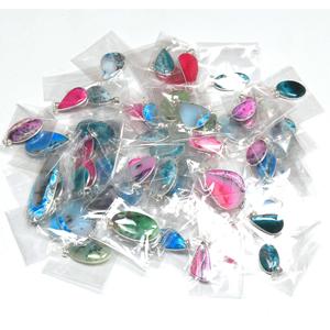 Pendentif en opale dendrite rose très demandé, en laiton plaqué argent, pour colliers, fournisseur et exportateur de bijoux fantaisie - Product Image 2