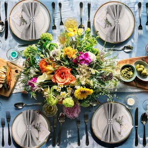 ที่ใส่ผ้าเช็ดปากลายสามเหลี่ยมโลหะสีเงินพรีเมียม สำหรับงานเลี้ยงอาหารค่ำอย่างเป็นทางการ  แหวนผ้าเช็ดปากลายฉลุเรขาคณิตสีเงินตกแต่ง - Product Image 6