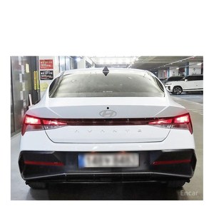 Hyundai Avante Modern 2025 con 17,735 km, Volante a la Izquierda, Asientos de Cuero, Cámara Trasera - Product Image 5