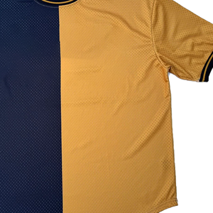 Camiseta de Béisbol Negra Alpha para Hombre, Personalizada, de Alta Calidad, con Logotipo Griego Personalizado, con Botones, Negra y Dorada, para Fraternidad Deportiva - Product Image 3