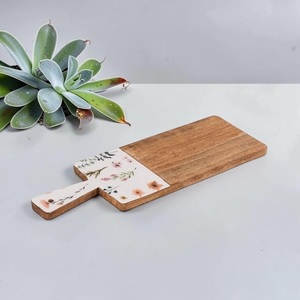 Planche à découper en bois d'acacia émaillée artisanale de qualité supérieure Unicorn Handicrafts, planche de cuisine faite à la main, planche de service - Product Image 5