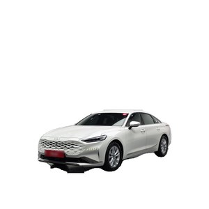 Kia K8 2.5 Essence 2RM avec boîte automatique, 30 124 km, conduite à gauche, modèle 2022 - Product Image 1