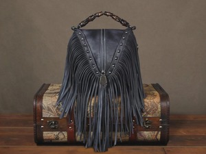 กระเป๋าถือหนังแท้พรีเมียมสำหรับผู้หญิง – กระเป๋าสะพายสไตล์วินเทจโบโฮพร้อมพู่ห้อยและดีเทลประดับหมุด - Product Image 5