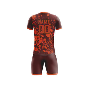 Tenue de football fabriquée au Pakistan, dernière conception, maillot de football pour l'entraînement, ensemble de tenue de football personnalisée - Product Image 4