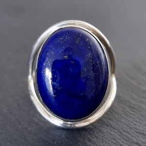 แหวนลาพิส ลาซูลี พลอยสีน้ำเงินธรรมชาติ แหวนเงินแท้ทำมือ สไตล์โบโฮ ของขวัญสำหรับเธอ - Product Image 4