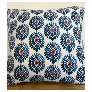 新款设计白色蓝色花卉刺绣可持续设计奢华素色压碎天鹅绒沙发卧室枕套靠垫套