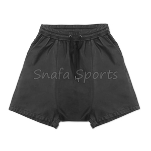 Pantalones Cortos de Cuero Personalizados para Hombre al por Mayor, Ropa de Lucha y Gimnasio, Pantalones Cortos de Cuero Ligeros para Hombre en Venta a Bajo Precio - Product Image 4