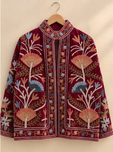 Veste en velours Heritage bordeaux, broderie botanique, col large, motifs de vigne d'olivier, faite à la main, style Jaipuri, réversible, séchage rapide - Product Image 2