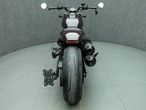 Motocicleta Cruiser 2026 1250cc Revolution Max EFI con Refrigeración Líquida, ABS, Transmisión de 6 Velocidades, Tecnología Avanzada para Motociclistas, EE. UU. - Product Image 3