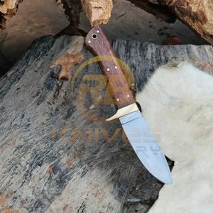 Couteau de chasse artisanal de haute qualité, manche en bois, acier Damas, couteau de camping pour la survie en milieu sauvage - Product Image 3